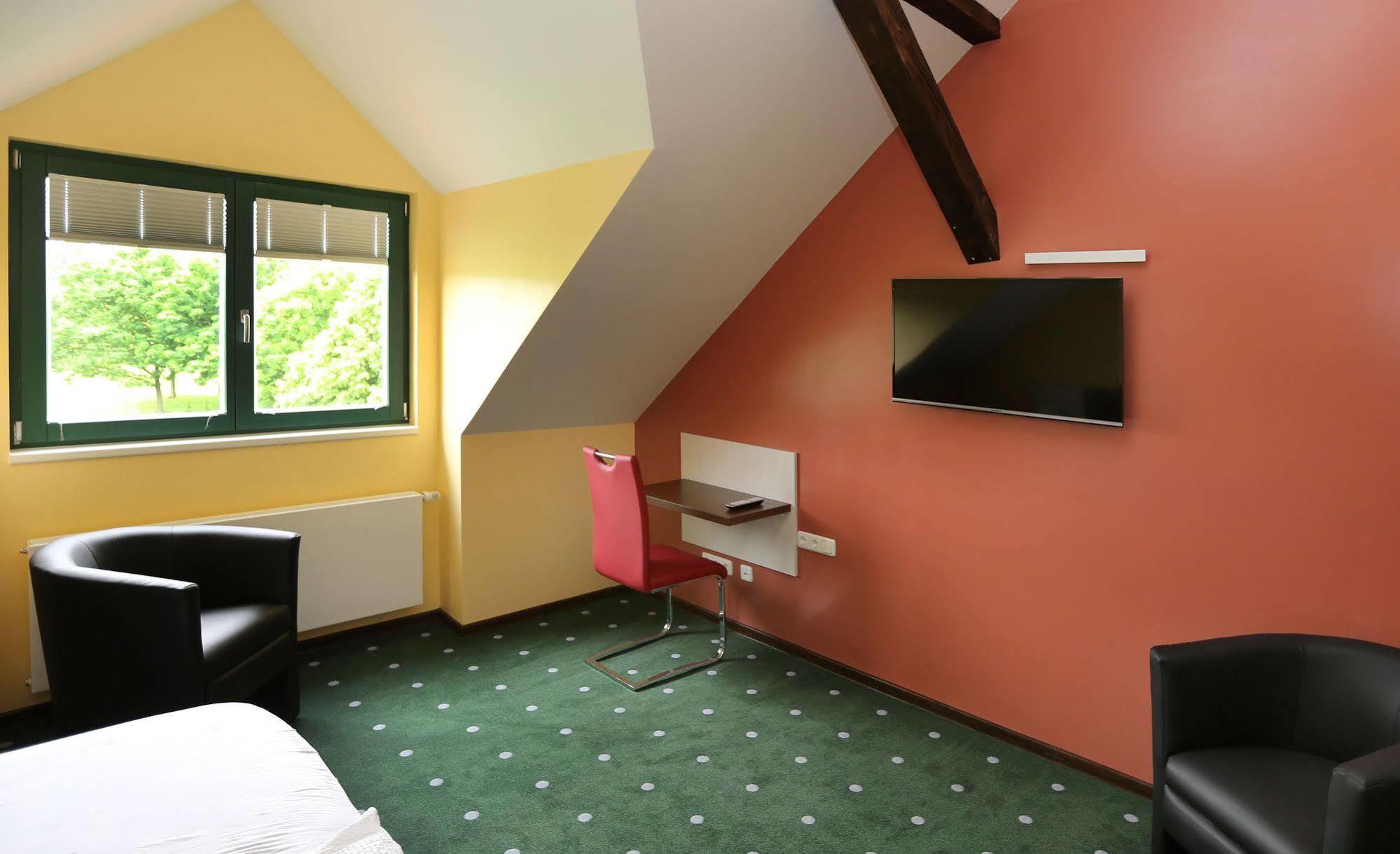 Apartments Golfpark Schlossgut Sickendorf Lauterbach Extérieur photo