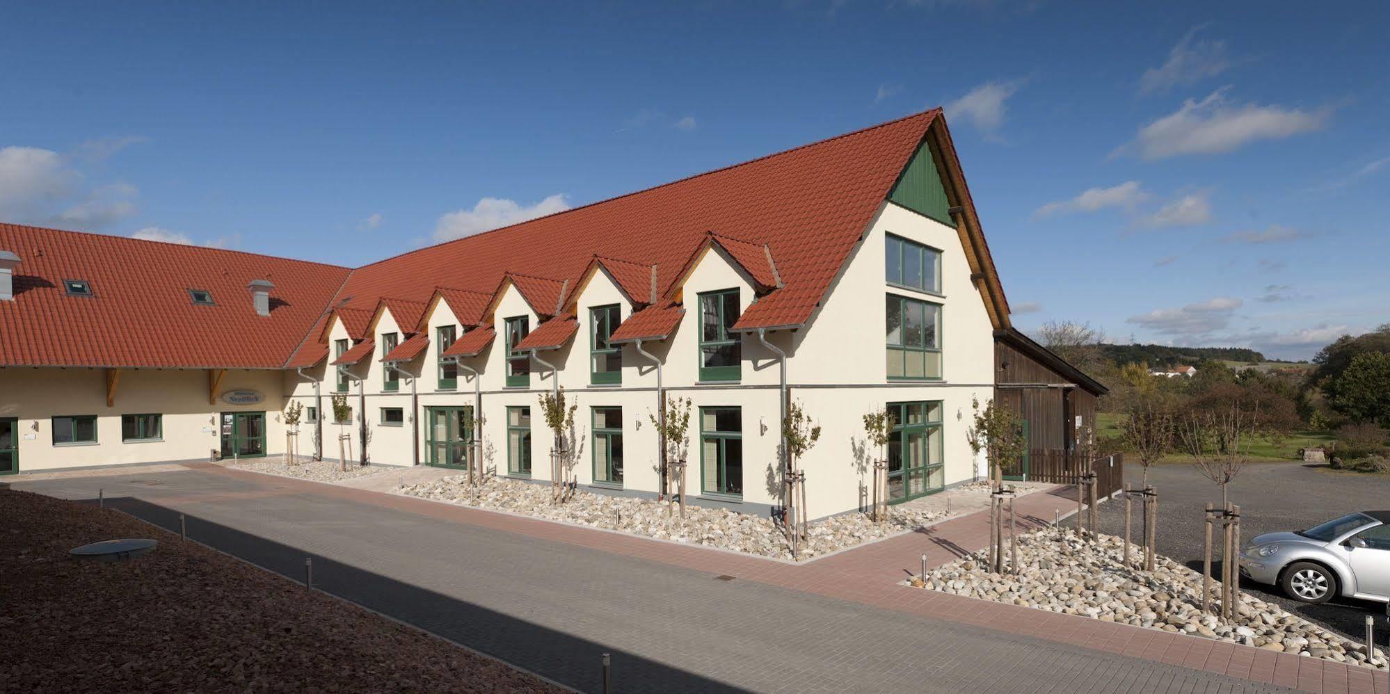 Apartments Golfpark Schlossgut Sickendorf Lauterbach Extérieur photo