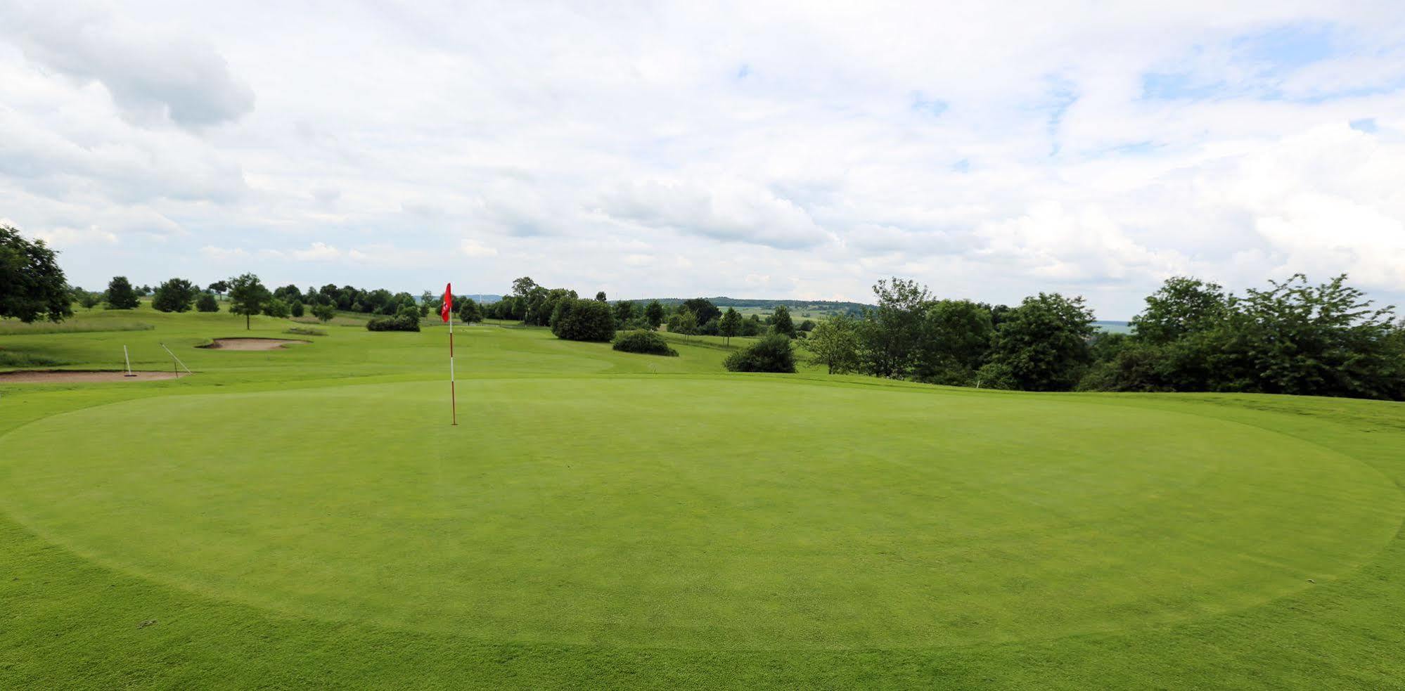 Apartments Golfpark Schlossgut Sickendorf Lauterbach Extérieur photo